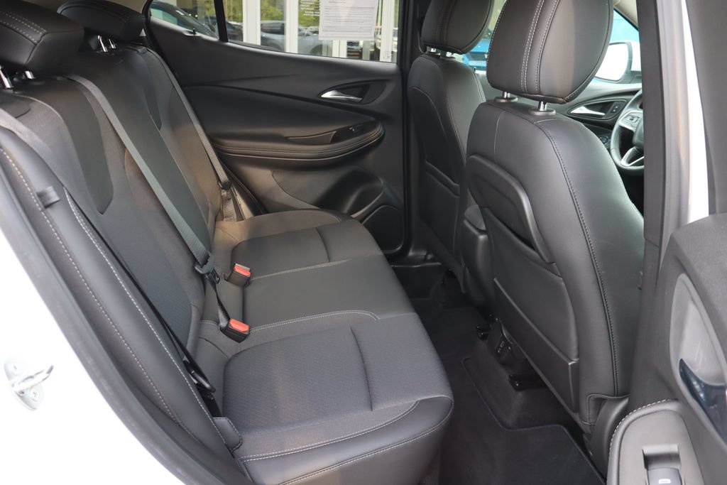 Used 2023 Buick Encore GX Preferred w/ Cold Weather Comfort Package FWD image 19