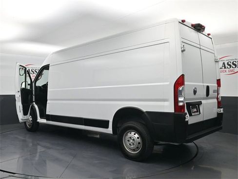 Used 2023 RAM ProMaster 2500 w/ Driver Convenience Group image 29