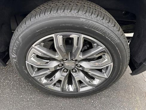 New 2026 GMC Sierra 1500 Denali w/ Denali Reserve Package image 16