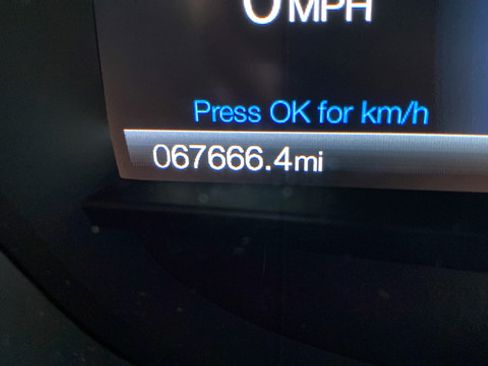 Used 2020 Ford Fusion SE AWD/4WD image 10