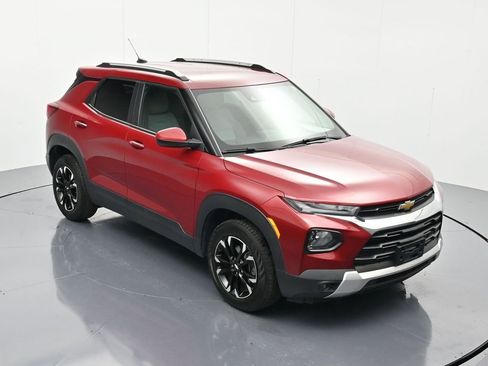 Used 2021 Chevrolet TrailBlazer LT image 30
