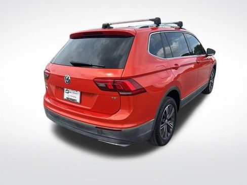 Used 2018 Volkswagen Tiguan S FWD image 5