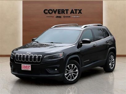 Used 2019 Jeep Cherokee Latitude Plus w/ Comfort/Convenience Group