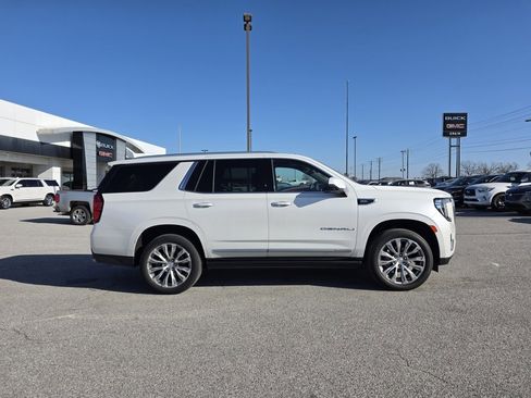 Used 2021 GMC Yukon Denali w/ Denali Ultimate Package image 9