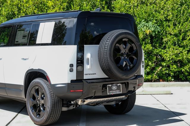 New 2026 Land Rover Defender 110 S AWD/4WD image 15