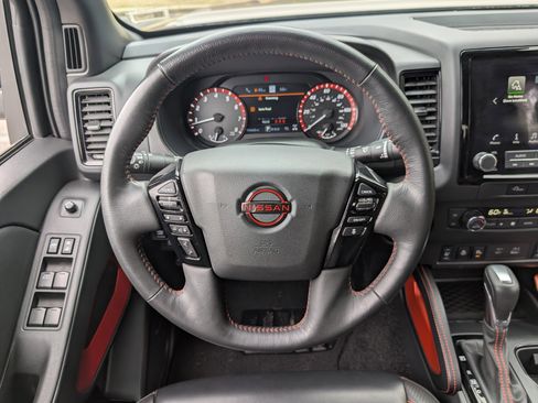 Used 2023 Nissan Frontier PRO-4X w/ Pro-4X Premium Package image 24