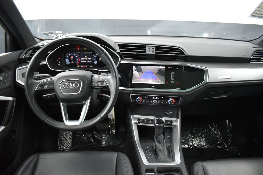 Used 2025 Audi Q3 2.0T Premium AWD/4WD image 12