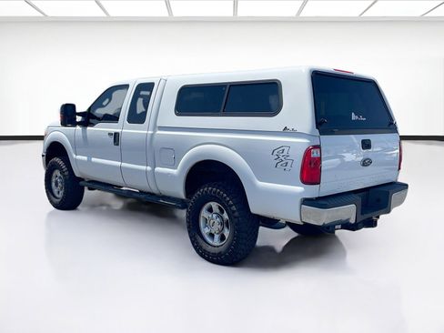 Used 2014 Ford F250 XLT w/ XLT Interior Package AWD/4WD image 6