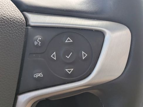 Used 2023 GMC Acadia SLT w/ Technology Package image 30