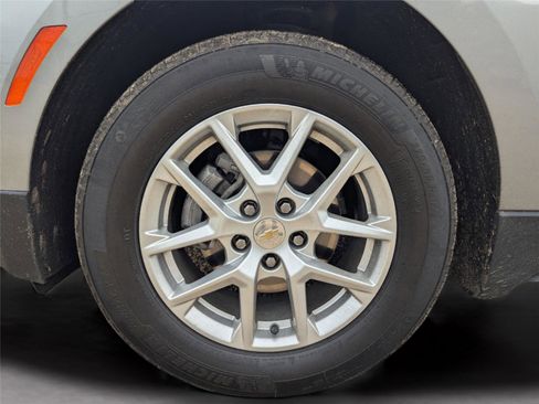 Used 2024 Chevrolet Equinox LT image 10