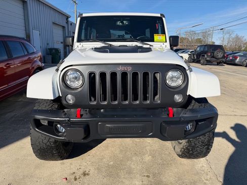 Used 2018 Jeep Wrangler Unlimited Rubicon image 3