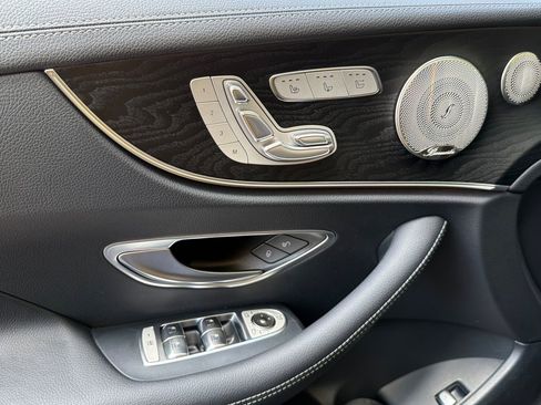 Used 2023 Mercedes-Benz E 450 Cabriolet image 11