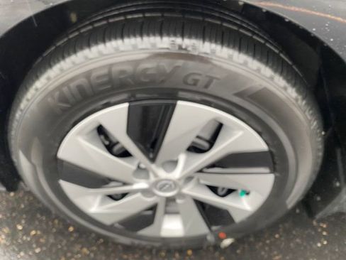 New 2025 Nissan Altima 2.5 S image 10