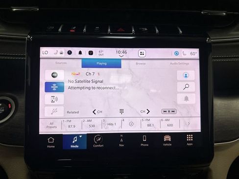 Used 2025 Jeep Grand Cherokee L Limited image 13