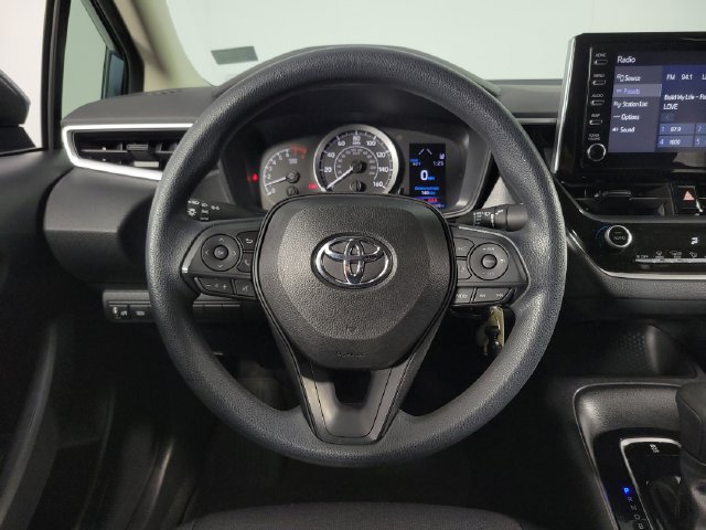 Used 2020 Toyota Corolla LE FWD image 21