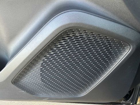 Certified 2024 Chevrolet Equinox EV RS image 24