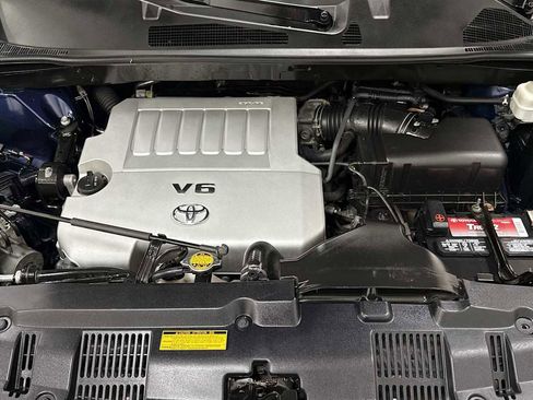 Used 2012 Toyota Highlander Limited image 29