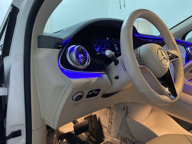 Used 2024 Mercedes-Benz EQS 450+ SUV image 19