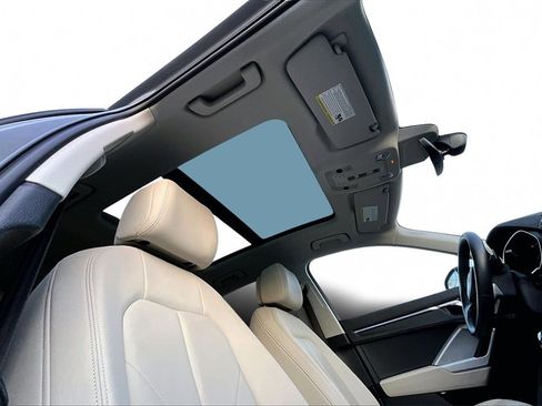 Used 2021 Audi Q3 2.0T Premium Plus w/ Premium Plus Package image 27