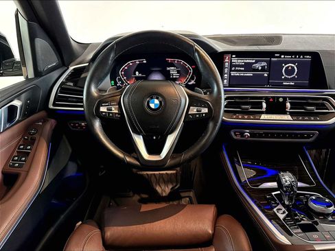 Used 2020 BMW X5 xDrive40i w/ Premium Package AWD/4WD image 16