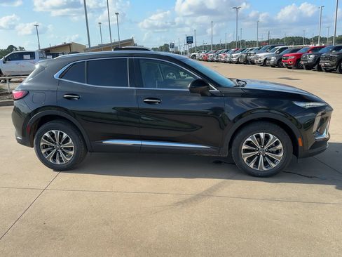 New 2025 Buick Envision Preferred image 9