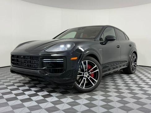 New 2026 Porsche Cayenne Turbo image 1