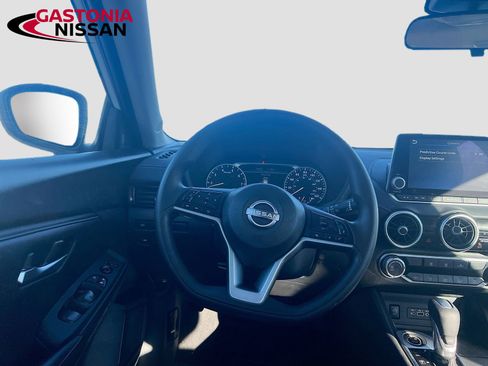 Used 2024 Nissan Sentra SV image 27