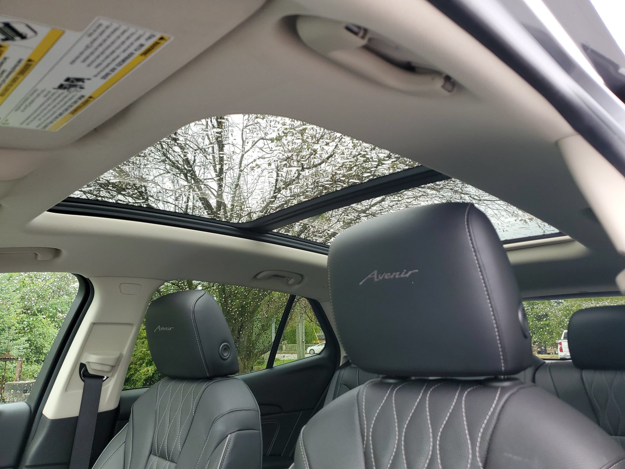 Used 2021 Buick Envision Avenir AWD/4WD image 19