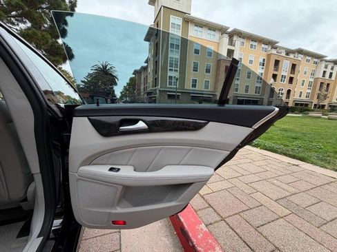 Used 2014 Mercedes-Benz CLS 550 image 69