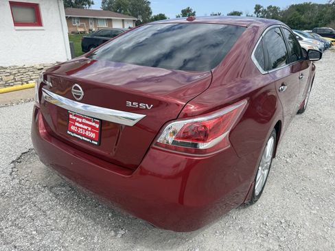 Used 2013 Nissan Altima 3.5 SV FWD image 3