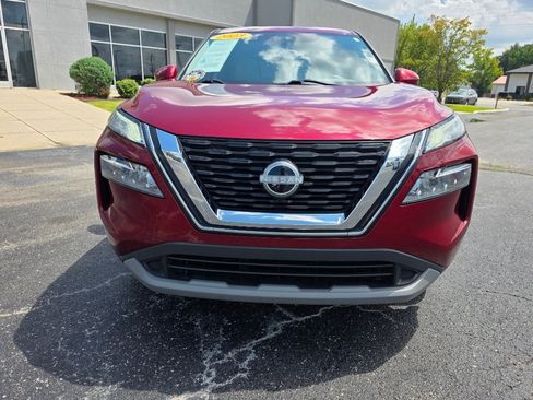 Used 2023 Nissan Rogue SV FWD image 3