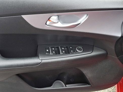 Used 2023 Kia Forte LXS w/ LXS Technology Package image 13