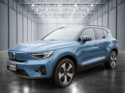 Used 2023 Volvo XC40 Recharge Plus