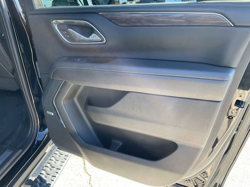 Used 2023 Chevrolet Suburban Z71 w/ Luxury Package image 43