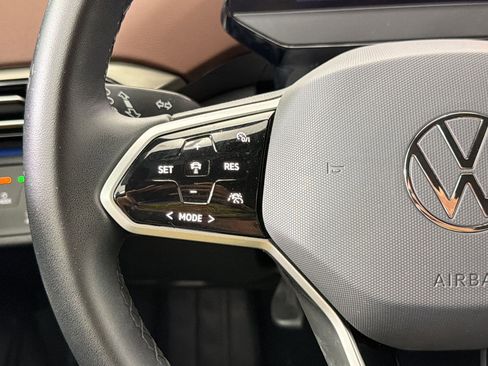 Used 2023 Volkswagen ID.4 2WD image 18