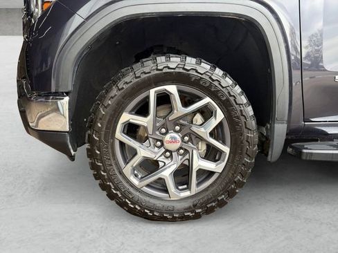Certified 2022 GMC Sierra 1500 SLT image 24