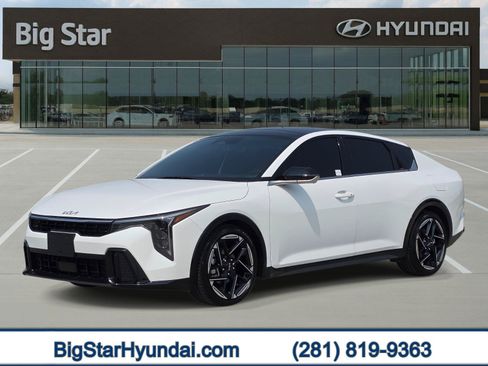 Used 2025 Kia K4 GT-Line w/ GT-Line Premium Package FWD image 1