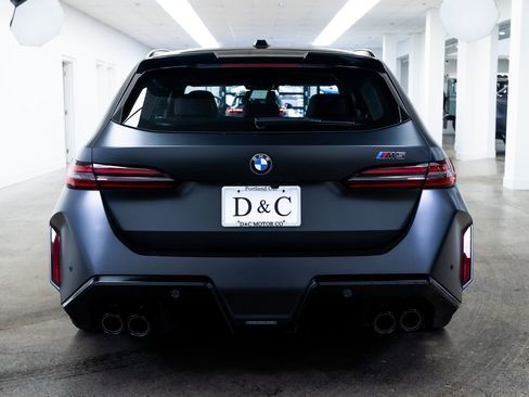 Used 2025 BMW M5 Touring AWD/4WD image 5