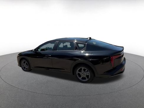 Used 2025 Kia K4 FWD image 9