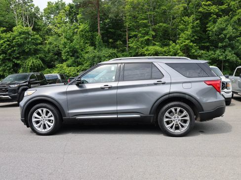 Used 2023 Ford Explorer Limited w/ Limited Technology Package AWD/4WD image 8