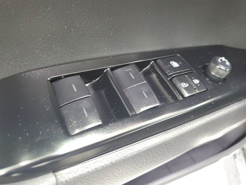 Used 2025 Toyota Camry LE FWD image 19