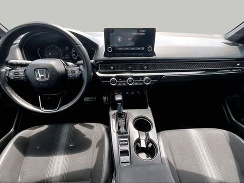 Used 2023 Honda Civic Sport image 16