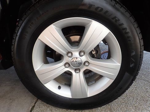 Used 2016 Jeep Patriot Sport w/ Power Value Group AWD/4WD image 34