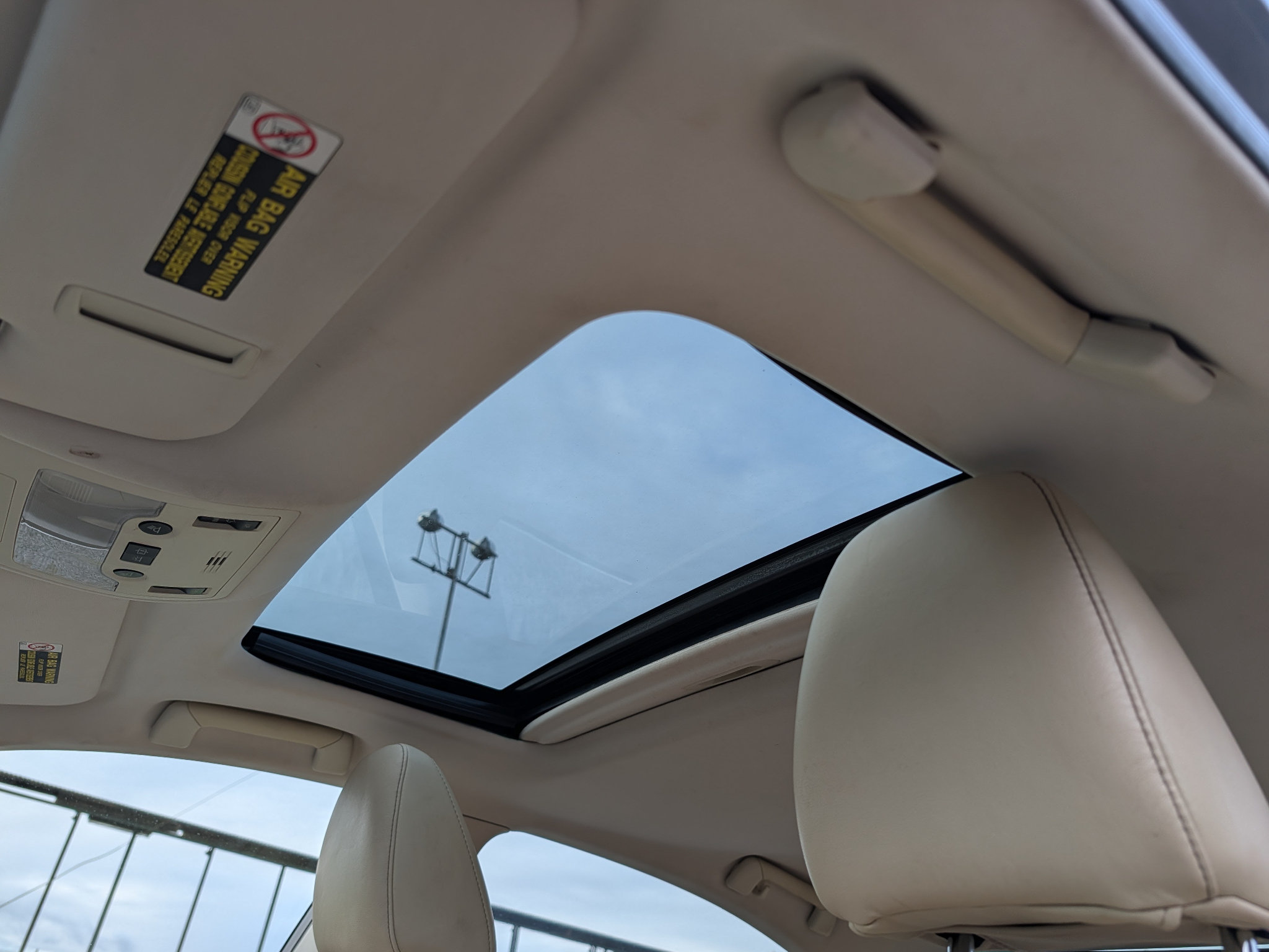 Used 2013 Lexus ES 350 w/ Luxury Pkg FWD image 16