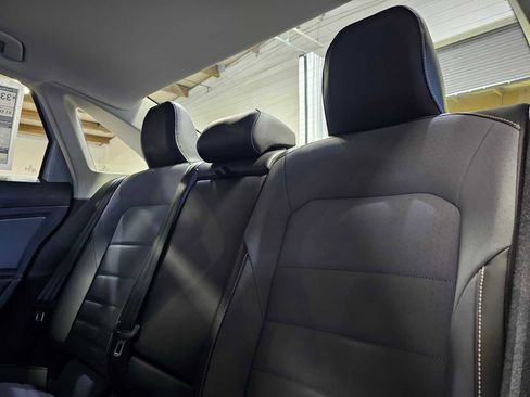 New 2026 Volkswagen Jetta SE image 18