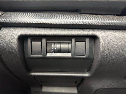 Used 2024 Subaru Crosstrek 2.5i Limited image 10