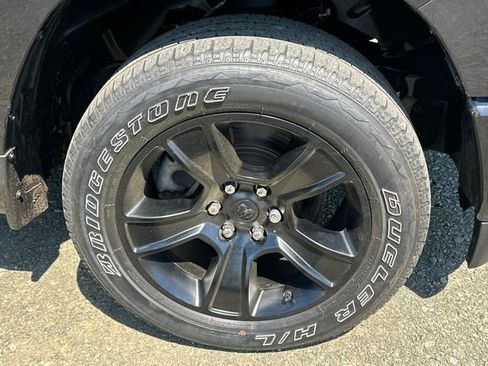 Used 2023 RAM 1500 Big Horn AWD/4WD image 7