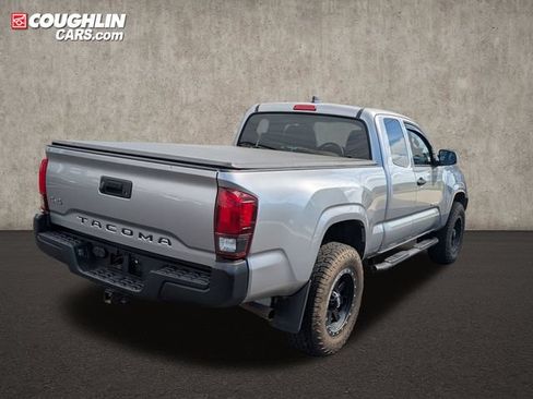 Used 2021 Toyota Tacoma SR AWD/4WD image 7