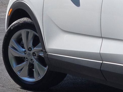 Certified 2025 Buick Encore GX Preferred FWD image 15