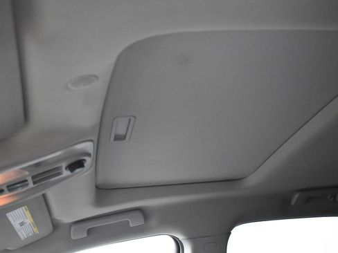 Used 2015 Chevrolet Equinox LTZ image 13